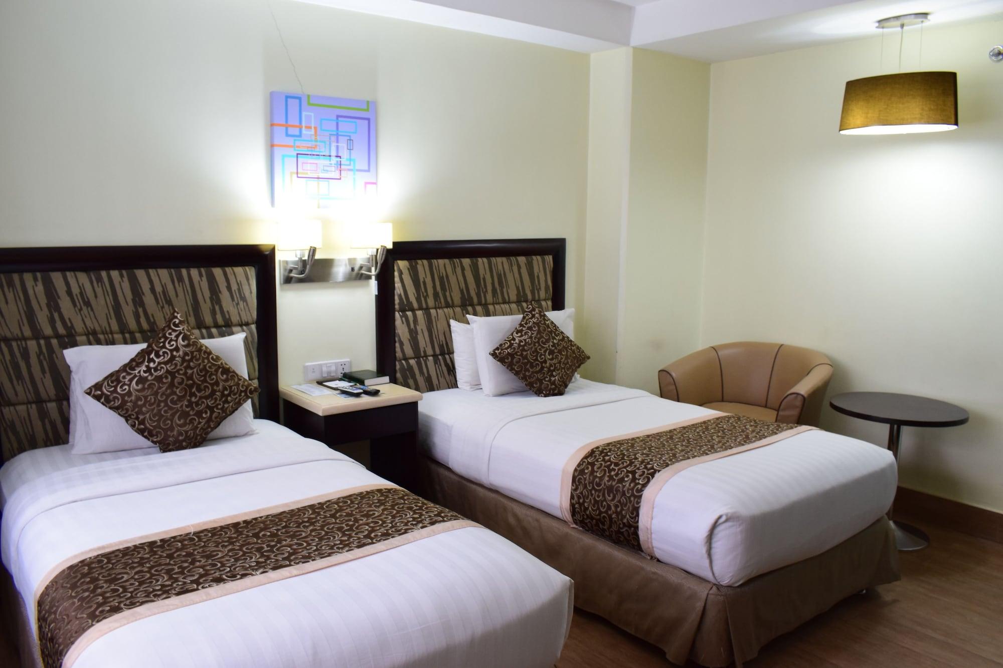 Diamond Suites And Residences Себу Экстерьер фото