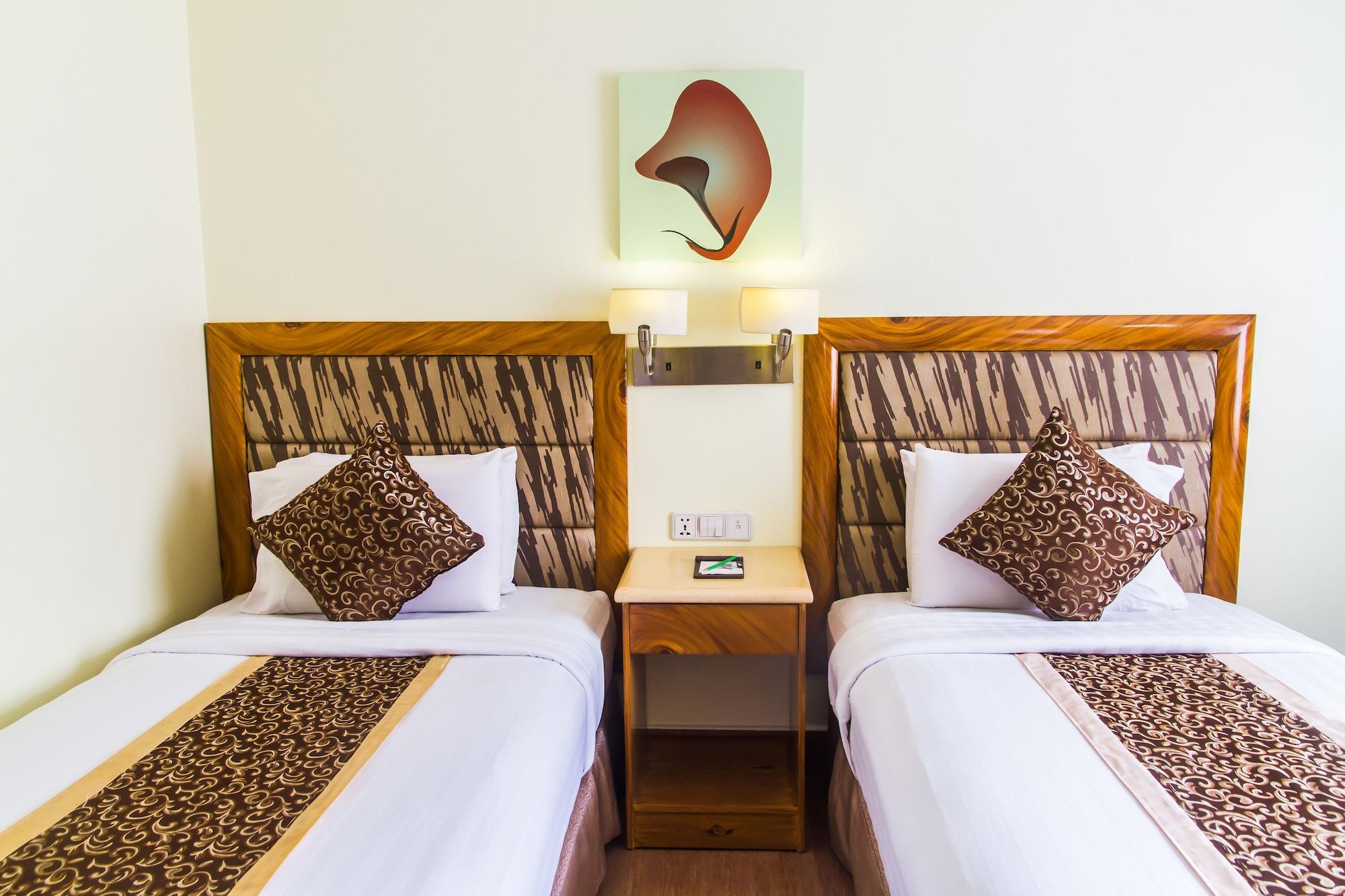 Diamond Suites And Residences Себу Экстерьер фото