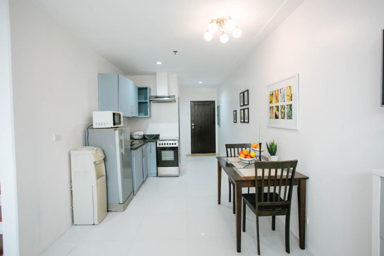 Diamond Suites And Residences Себу Экстерьер фото
