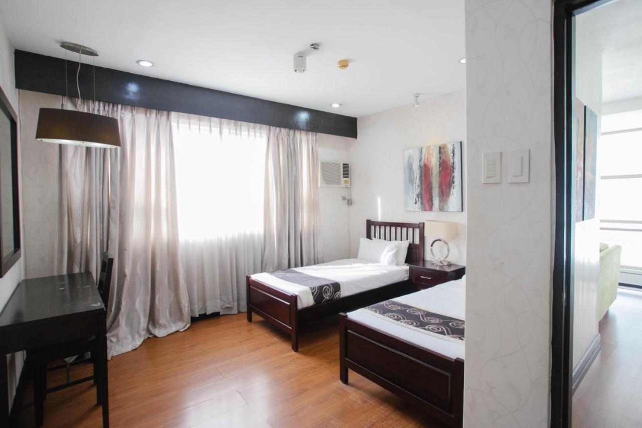 Diamond Suites And Residences Себу Экстерьер фото