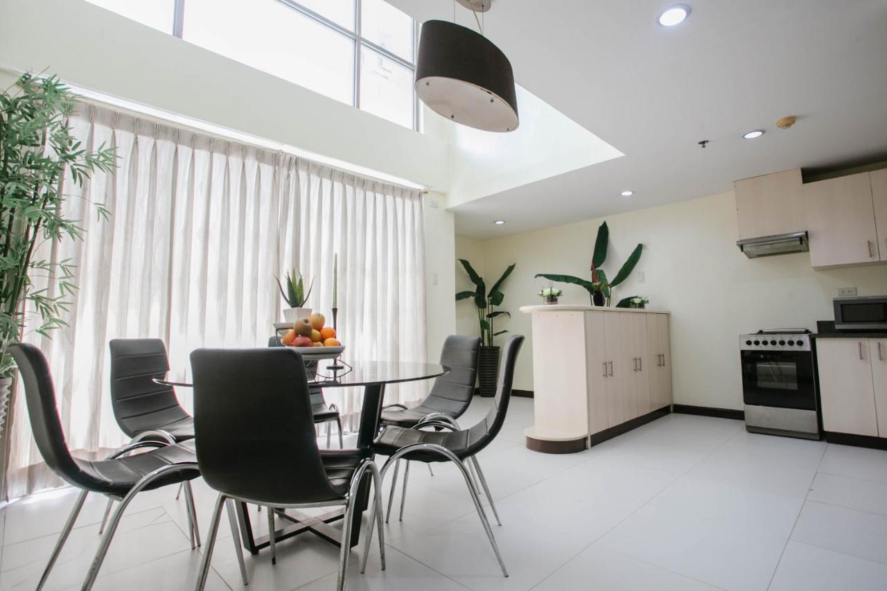 Diamond Suites And Residences Себу Экстерьер фото