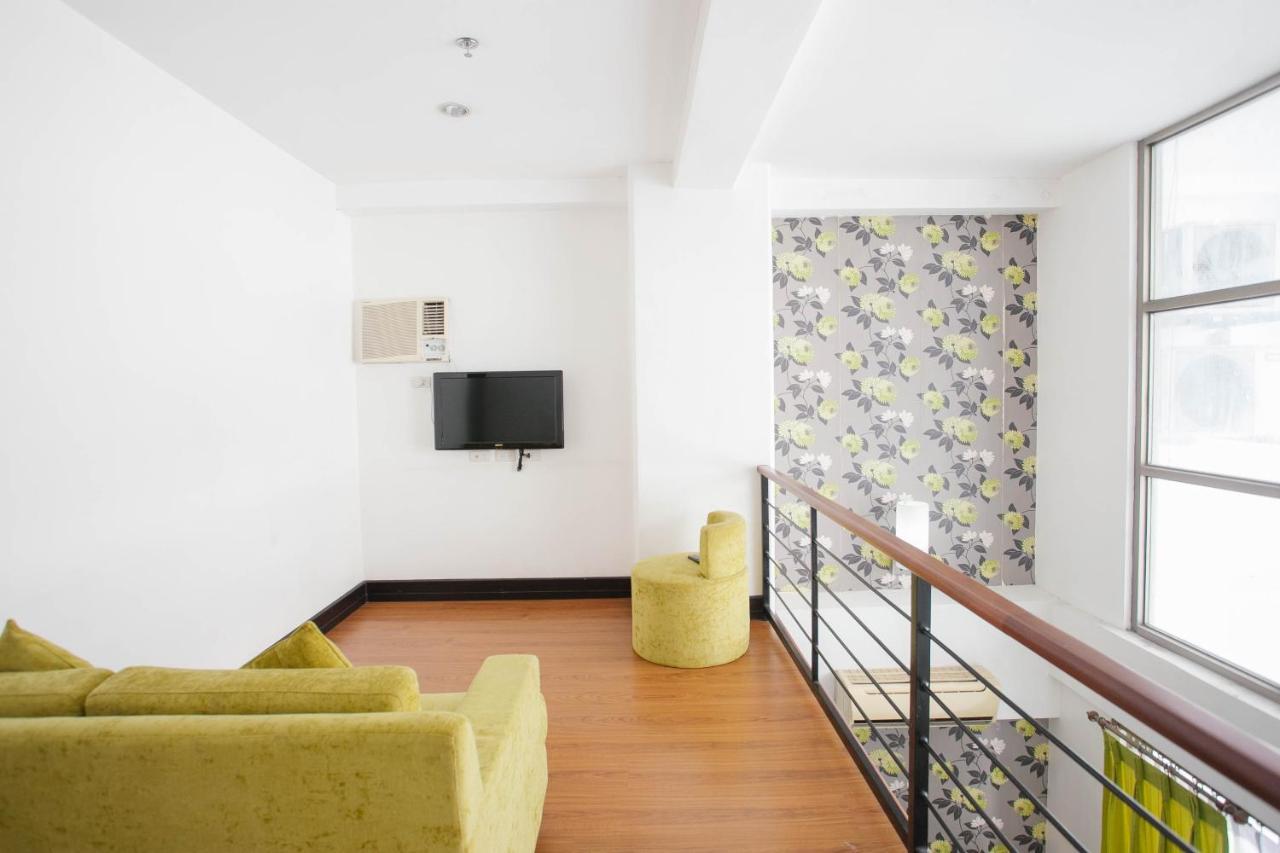 Diamond Suites And Residences Себу Экстерьер фото