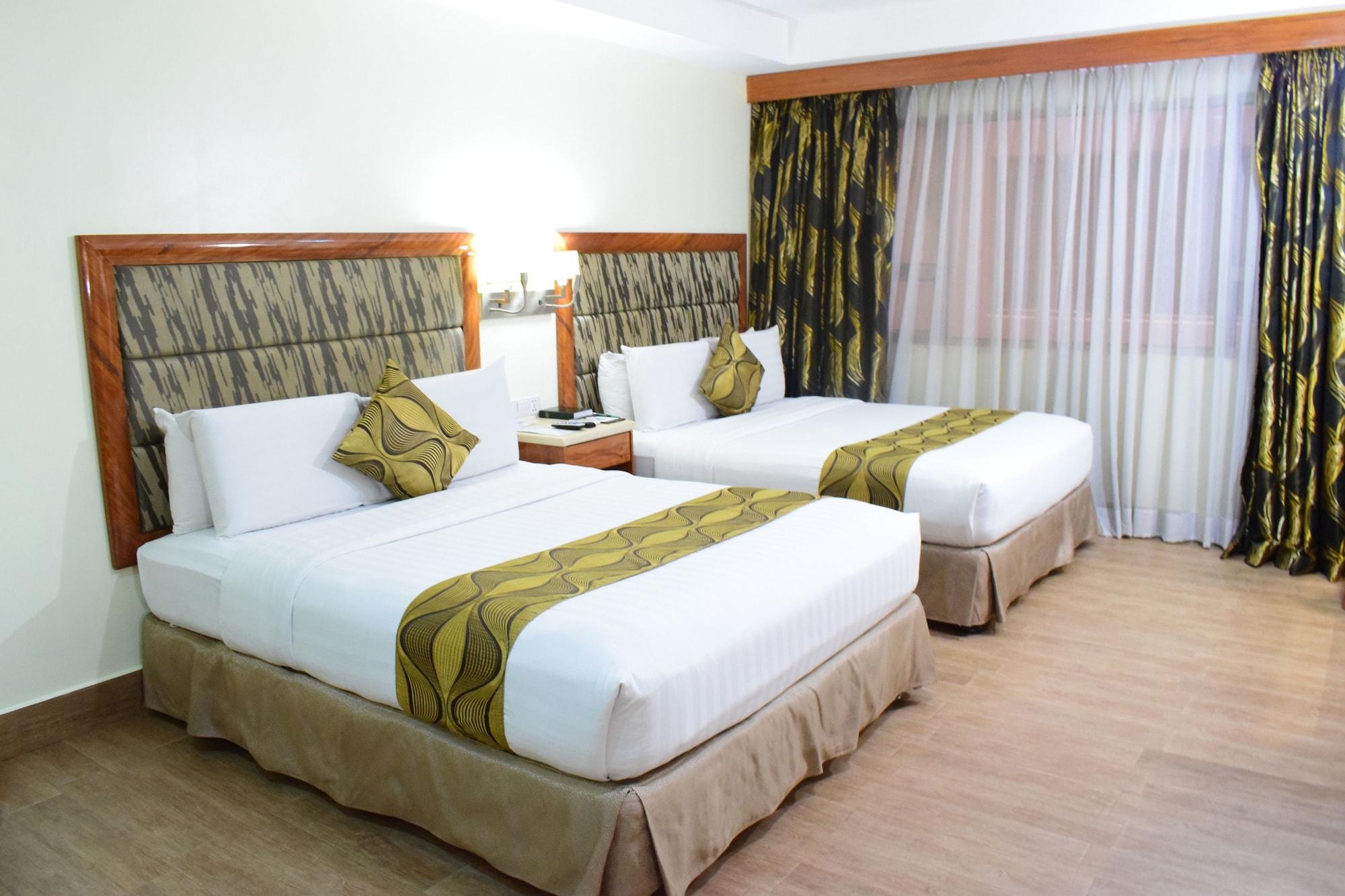 Diamond Suites And Residences Себу Экстерьер фото
